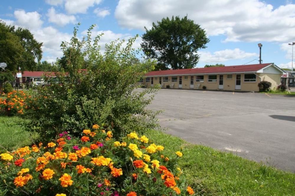Avalon Motel Belleville Eksteriør bilde